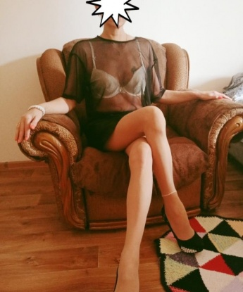 Страстная и развратная блондинка приглашает в гости для жарких встреч. Обещаю исполнить все ваши фантазии и подарить море удовольствия. Звоните, не пожалеете! 6155, 40 лет